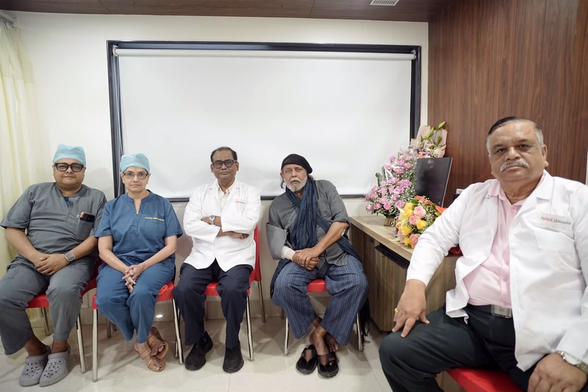 Mithun Chakraborty Undergoes Elbow Surgery at Peerless Hospital for Ulnar Nerve Compression