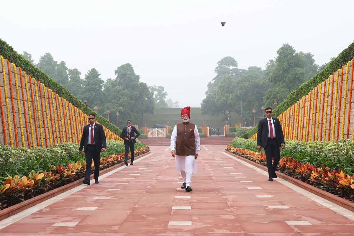 Modi-Red-Fort-9
