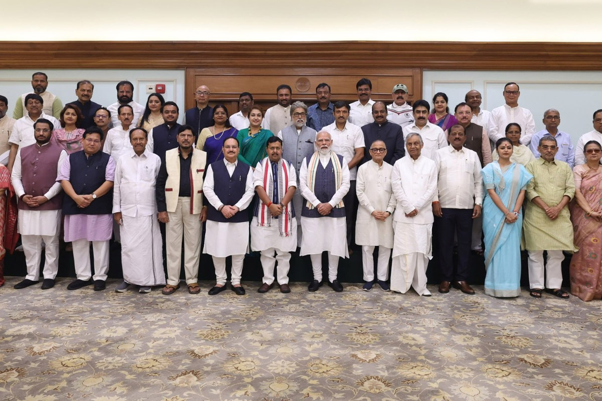 20 MPs of NCPI meets PM Narendra Modi in breakfast