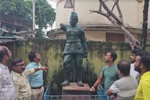 খাস কলকাতায় ভাঙা হল নেতাজি মূর্তির হাত, নেপথ্যে কারা? দ্রুত ‘অ্যাকশনে’ বিজেপি নেতৃত্ব