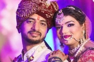 মা-বাবার সামনেই ইঞ্জিনিয়ার স্বামীকে পিটিয়ে খুন স্ত্রীর! নৃশংস হত্যা কাণ্ডের সঙ্গী যুবতীর পরিবার