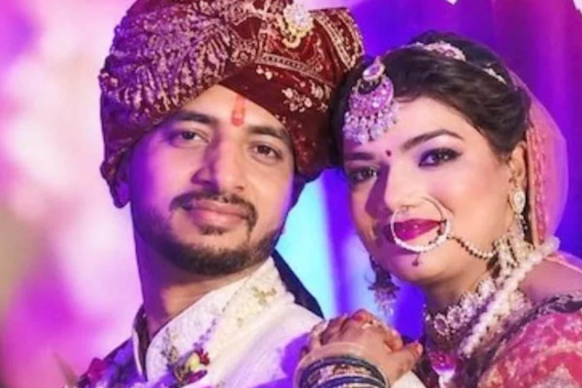 মা-বাবার সামনেই ইঞ্জিনিয়ার স্বামীকে পিটিয়ে খুন স্ত্রীর! নৃশংস হত্যা কাণ্ডের সঙ্গী যুবতীর পরিবার