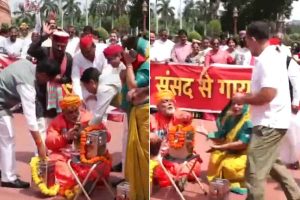 সাধুবেশে সংসদ চত্বরে রাম মন্দিরে চুরির নাটক, সাংসদ পাপ্পুর বিরুদ্ধে এফআইআর