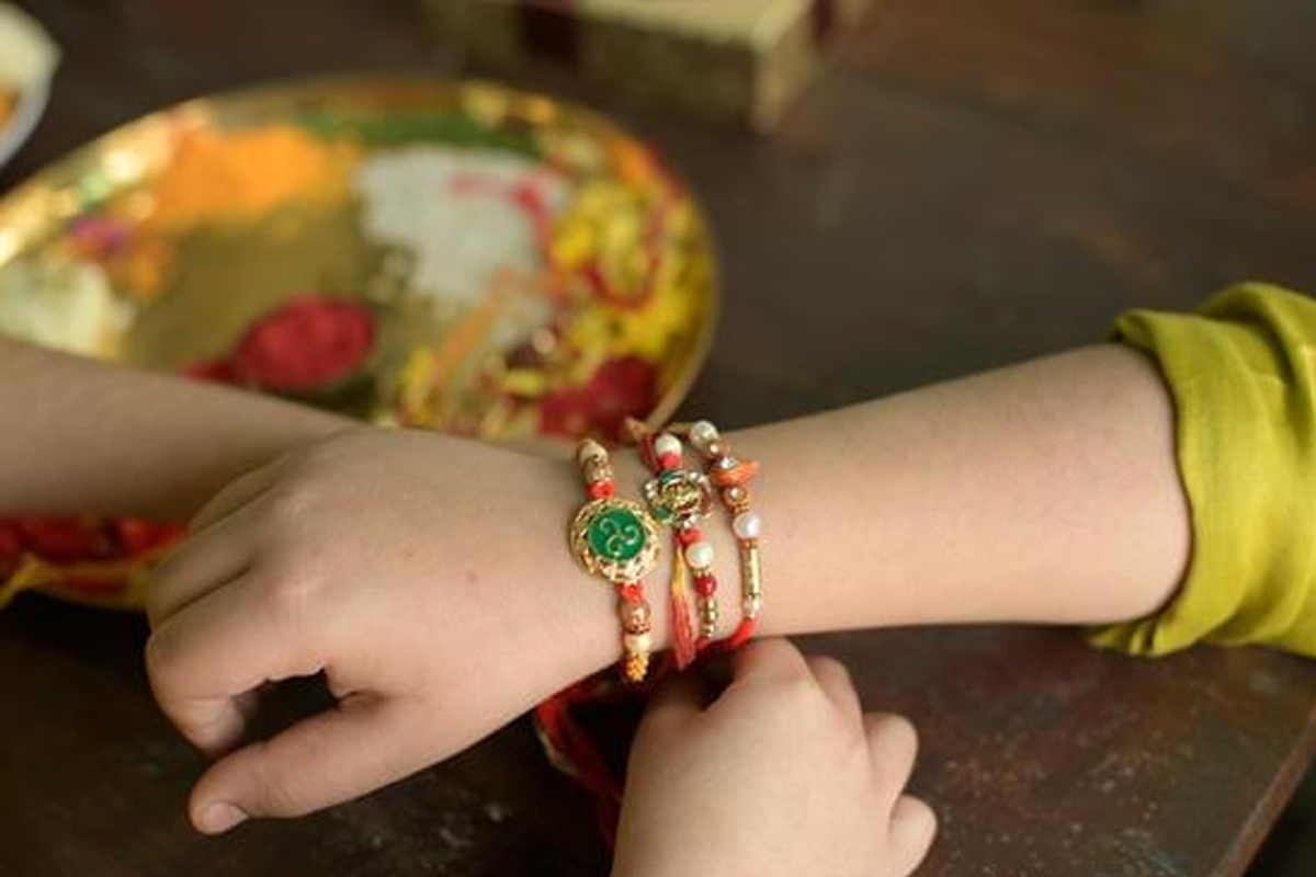 Raksha Bandhan: Sister Donates Kidney to Brother After 2.5 Years of Dialysis