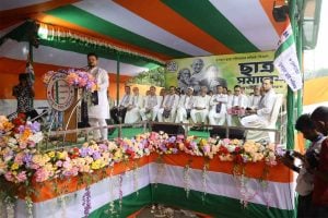 ‘কলেজ পরিচালন সমিতিতে কেন বিজেপি প্রতিনিধি?’, ছাত্র সংসদ নির্বাচনের দাবি ঋতব্রতর