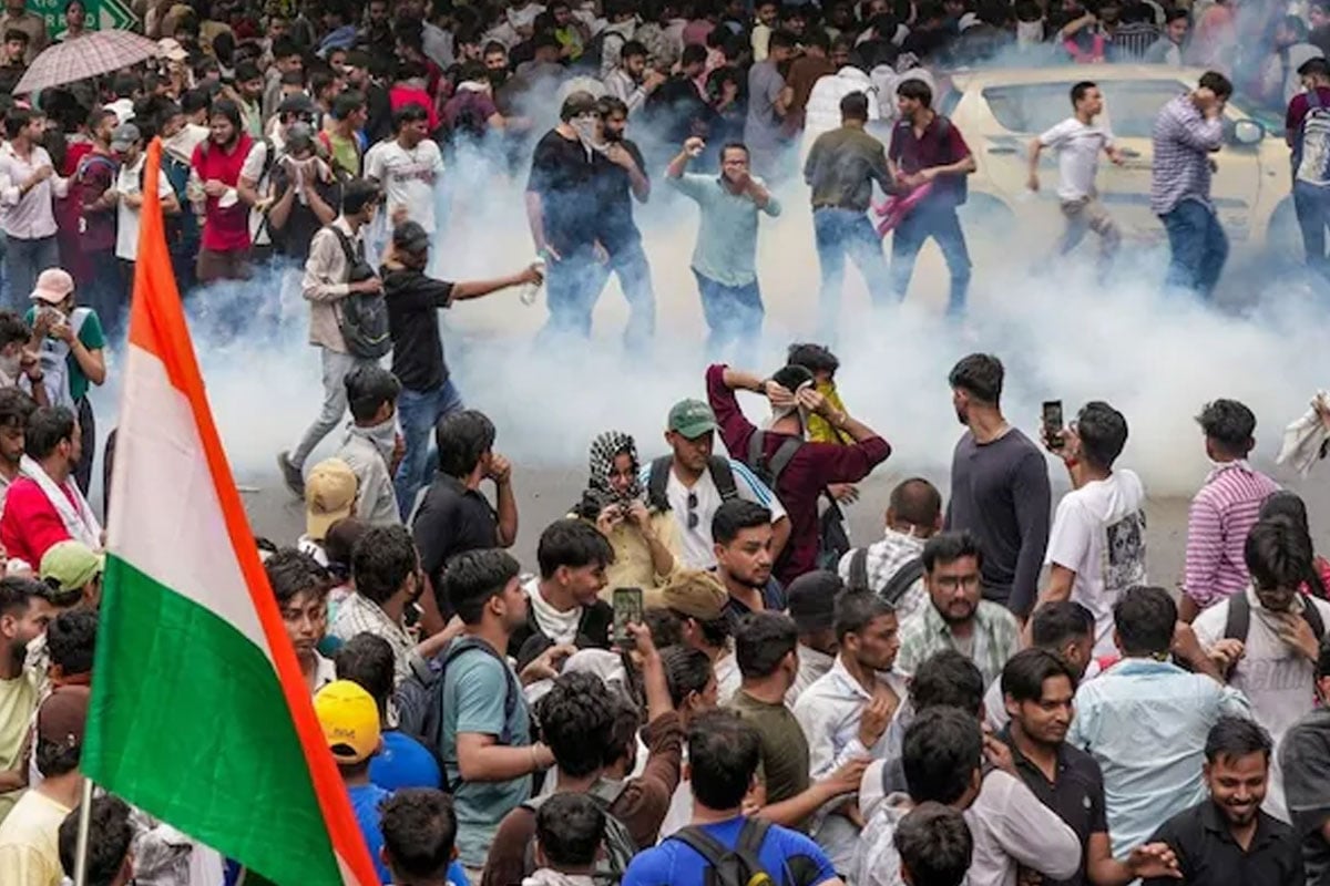 যন্তরে মন্তরে অতিরিক্ত বলপ্রয়োগে অভিযুক্ত পুলিশ, খতিয়ে দেখতে কমিটি গড়ল সুপ্রিম কোর্ট