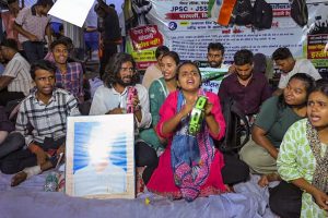 ঝাড়খণ্ডের আদালতে পড়ুয়াদের জয়! সরকারি নিয়োগ পরীক্ষা বাতিলের সিদ্ধান্তে স্থগিতাদেশ হাই কোর্টের