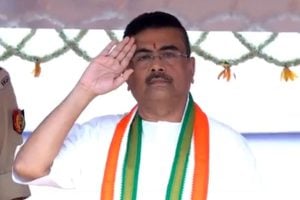 প্রথমবার বন্দে মাতরম, রেড রোডে শ্যামাপ্রসাদের ট্যাবলো, ১৪ আইপিএসকে ‘মুখ্যমন্ত্রী মেডেল’