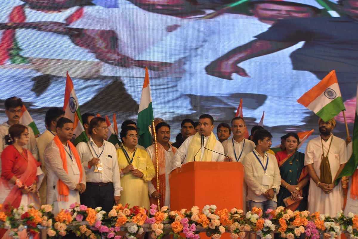 ‘লাল গড়’ যাদবপুরে অতি বামদের নিশানা মুখ্যমন্ত্রীর, বললেন ‘প্যালেস্টাইন নয়, লিখুন পিওকে চাই’