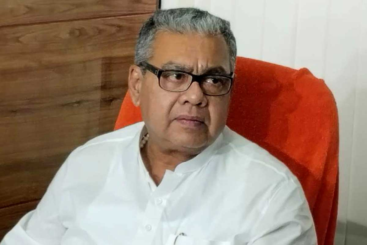 ‘দয়া করে দেহ দান করবেন না’, আর্জি জানিয়ে স্বাস্থ্যমন্ত্রী বললেন, ‘জ্যোতি বসুর দেহ কাজেই লাগেনি’