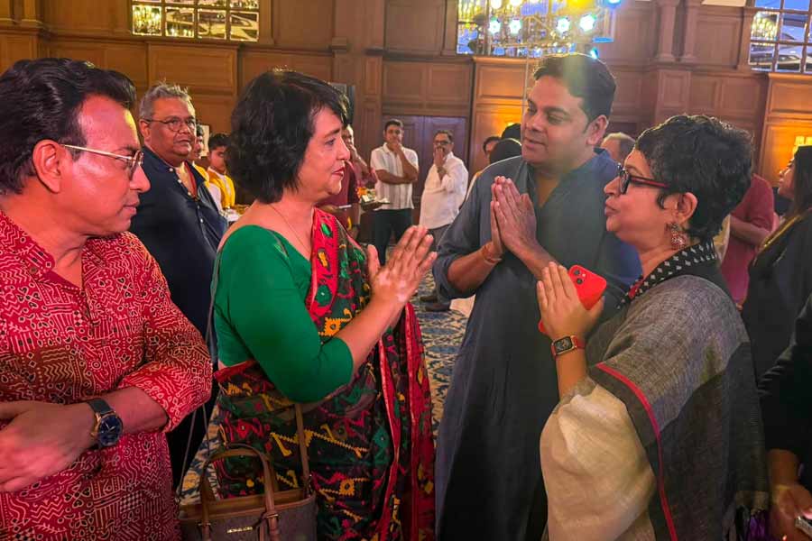 Lagnajita Chakraborty welcomes Taslima Nasrin in Kolkata