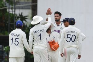 শ্রীলঙ্কার বিরুদ্ধে ৩ বাঁহাতি স্পিনার নিয়ে নামছে ভারত! নয়া টিম কম্বিনেশন গম্ভীরদের