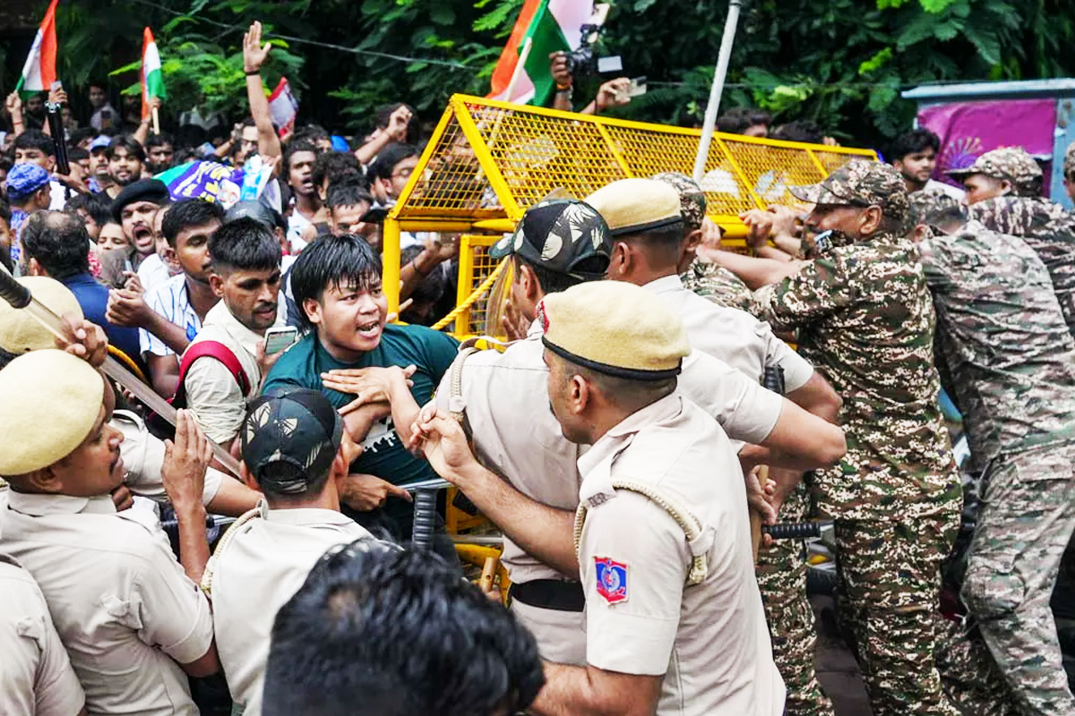 দিল্লিতে ফের সরকার বিরোধী আন্দোলনের ডাক ‘আরশোলা’দের, প্রতিবাদের নামে বিক্ষোভের ছক!