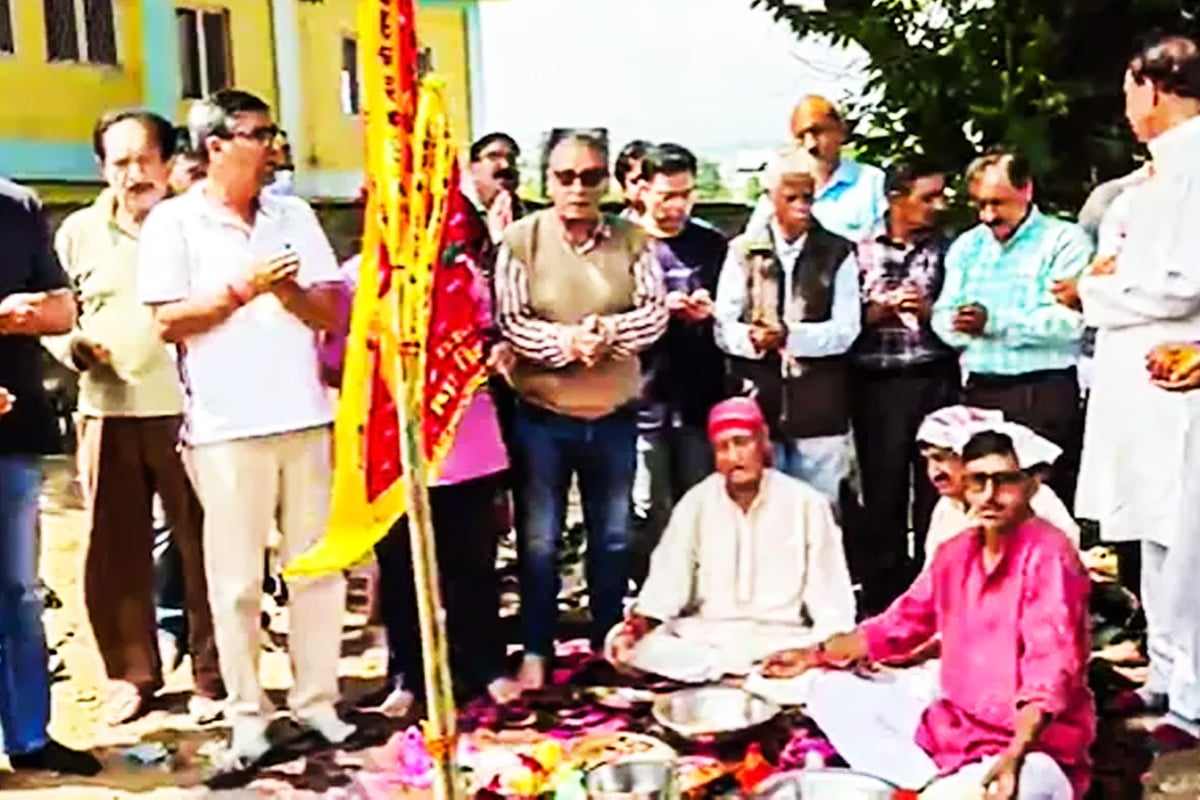 সাড়ে ৩ দশক পর! রক্তাক্ত অধ্যায় পেরিয়ে কাশ্মীরে রাম মন্দির বানাচ্ছেন কাশ্মীরি পণ্ডিতরা