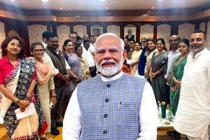 শুক্র সকালে মোদির সঙ্গে বৈঠকে এনসিপিআই সাংসদরা, ‘দিল্লি দরবারে’ সংখ্যাতত্ত্বের জটিল সমীকরণ