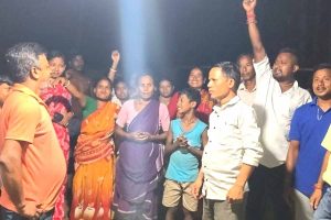 স্বাধীনতার পর প্রথম আলো! শুভেন্দু আমলে অবশেষে বাড়িতে বিদ্যুৎ এল ধূপগুড়ির ৬ পরিবারে