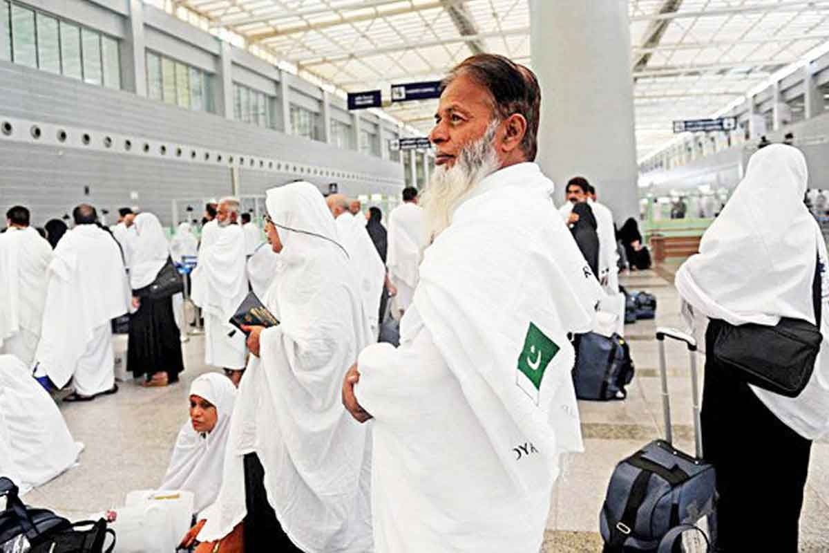 ‘সৌদিতে ভিক্ষা করবেন না’, মান বাঁচাতে দেশের হজযাত্রীদের কড়া বার্তা পাকিস্তানের