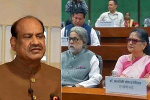 দোলাচলে ২০ এনসিপিআই সাংসদের পদ! ‘সুপ্রিম’ নোটিসের পর সুদীপ-কাকলিদের জবাব তলব লোকসভার স্পিকারের