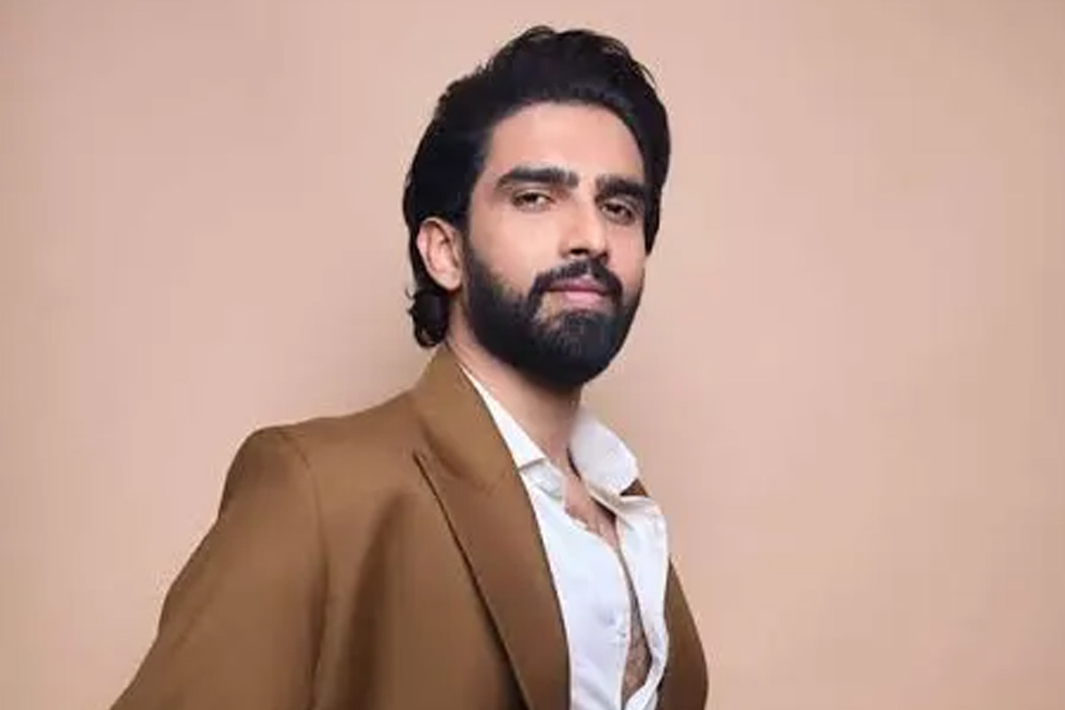 Amaal Mallik announces a break from Bollywood playback singing