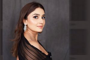 স্লিপারের টিকিটে এসিতে, বিবস্ত্র হয়ে আরপিএফ-কে ব্লেড চালিয়ে বিতর্কে অন্তরা! অভিনেত্রী বললেন…