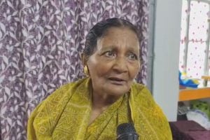 ভুয়ো নথি দেখিয়ে প্রাক্তন সেনাকর্মীর জমি আত্মসাৎ তৃণমূল-ঘনিষ্ঠর, মন্ত্রীর আত্মীয় জানতেই ৩০ মিনিটে ইউ-টার্ন!