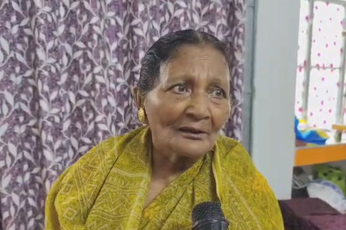 ভুয়ো নথি দেখিয়ে প্রাক্তন সেনাকর্মীর জমি আত্মসাৎ তৃণমূল-ঘনিষ্ঠর, মন্ত্রীর আত্মীয় জানতেই ৩০ মিনিটে ইউ-টার্ন!