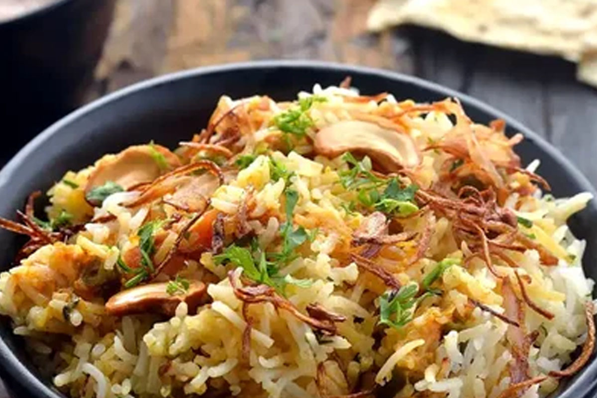 Can’t Give Up Biryani While Losing Weight? Here’s What To Do