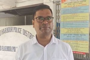 হোয়াটসঅ্যাপ নম্বর থেকে ফোন, চাওয়া হচ্ছে টাকা! পুলিশের দ্বারস্থ বিজেপি বিধায়ক
