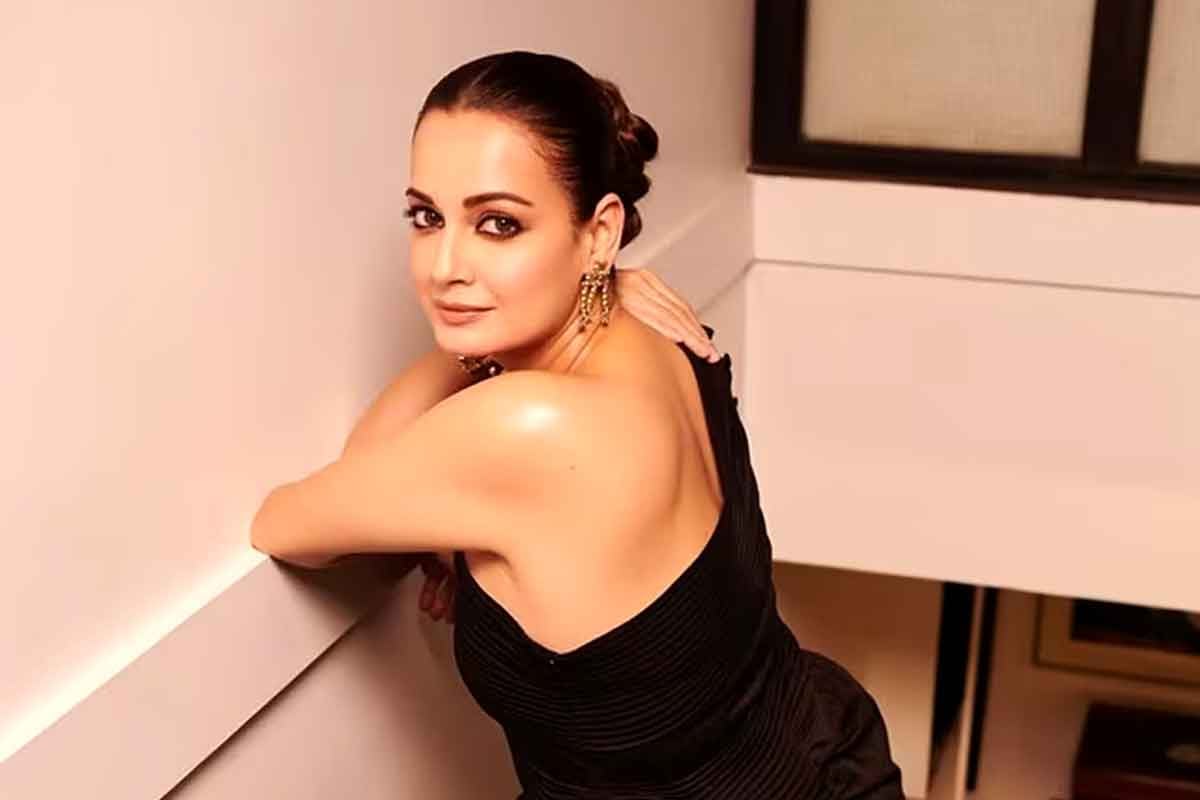‘শুধু অন্তর্বাস পরে একশো পুরুষের সামনে’, শুটিংয়ে বিভীষিকাময় অভিজ্ঞতা দিয়া মির্জার