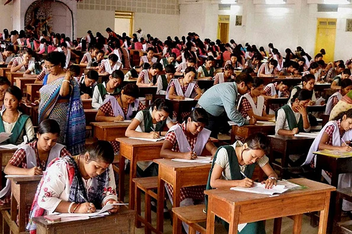 সিবিএসইকে টক্কর, সর্বভারতীয় প্রবেশিকা পরীক্ষায় দাপট দেখাবে বঙ্গের পড়ুয়ারাও! বড় পদক্ষেপ রাজ্যের