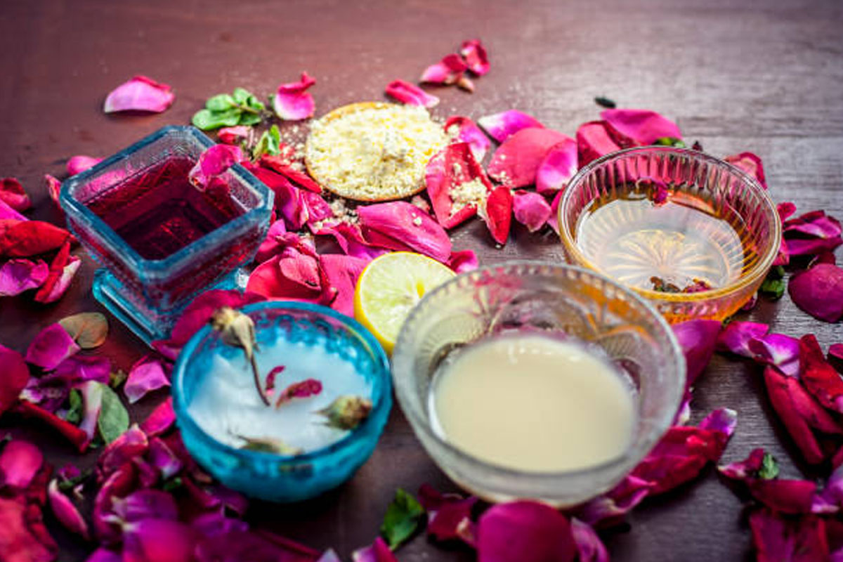 Five flowers used in skincare since ancient times