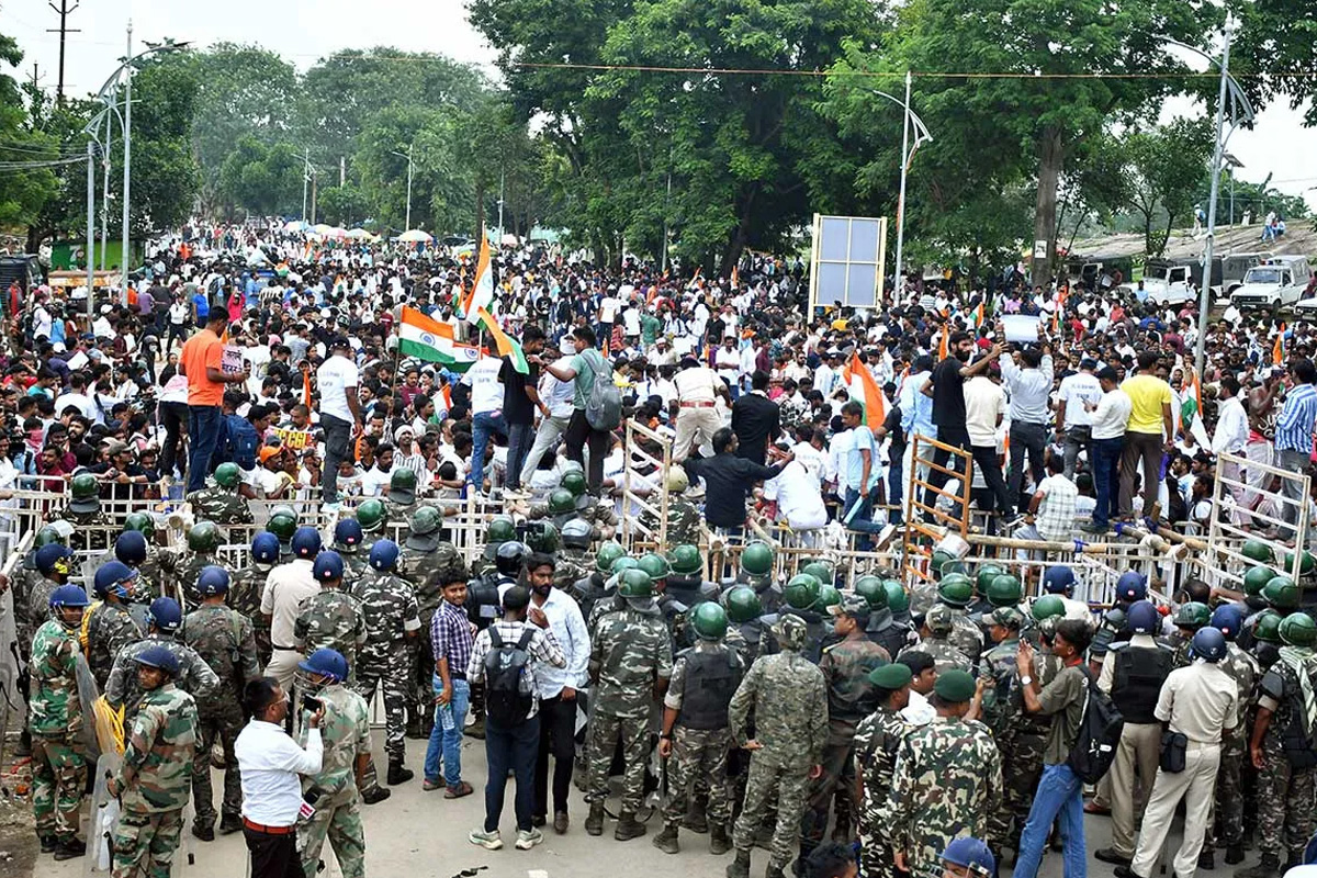 ‘পড়ুয়ারা আমাদের সন্তান’, ঝাড়খণ্ডে পুলিশি অত্যাচারের প্রতিবাদে রাজ্যজুড়ে বন্ধের ডাক বিজেপির