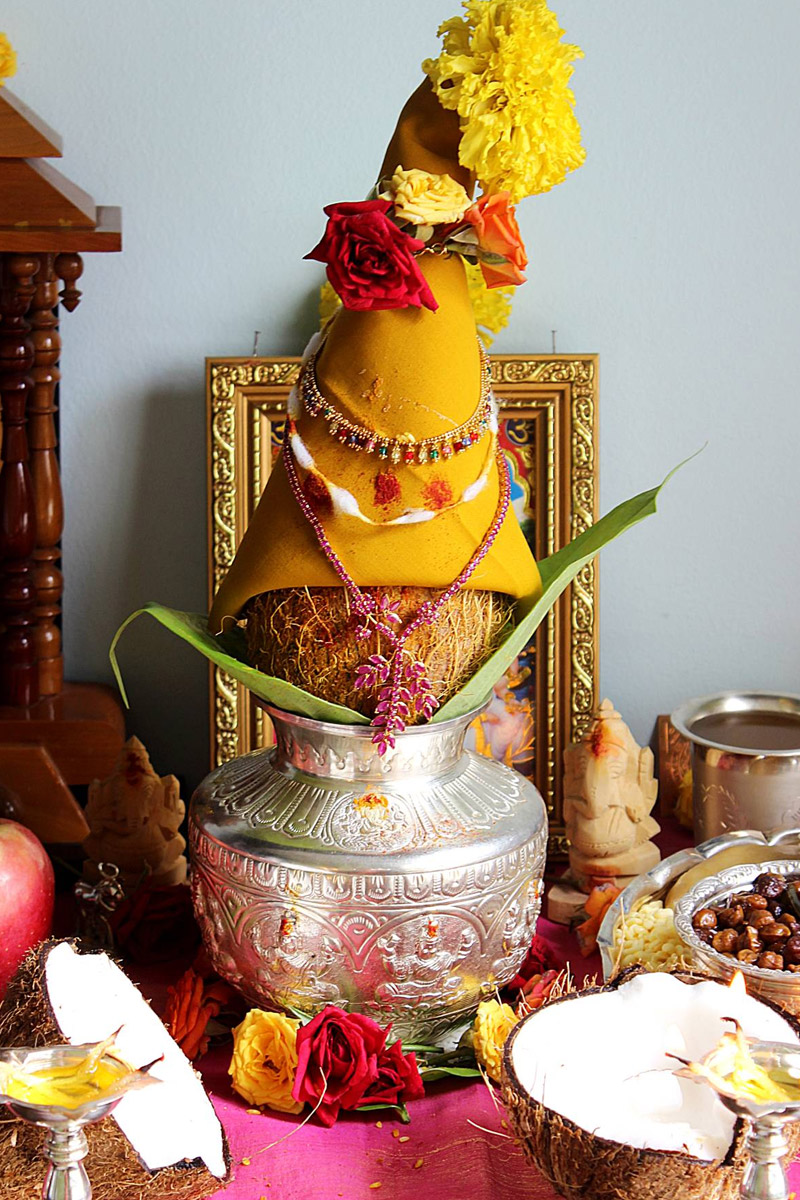 Varalakshmi Vrat 2026: Follow These Puja Rituals for Wealth and Prosperity