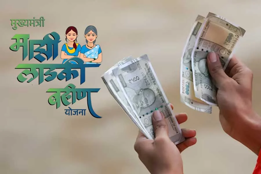 ‘লক্ষ্মীর ভাণ্ডারে’র দুর্নীতির ছায়া মহারাষ্ট্রে! ‘লড়কি বহিন’ প্রকল্পে অযোগ্যদের অ্যাকাউন্টে ৯ হাজার ৬০৫ কোটি