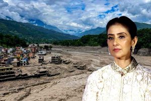 ‘প্রকৃতির এমন রুদ্ররূপ আগে দেখিনি’, বানভাসি নেপালের জন্য চোখে জল ভূমিকন্যা মনীষা কৈরালার!