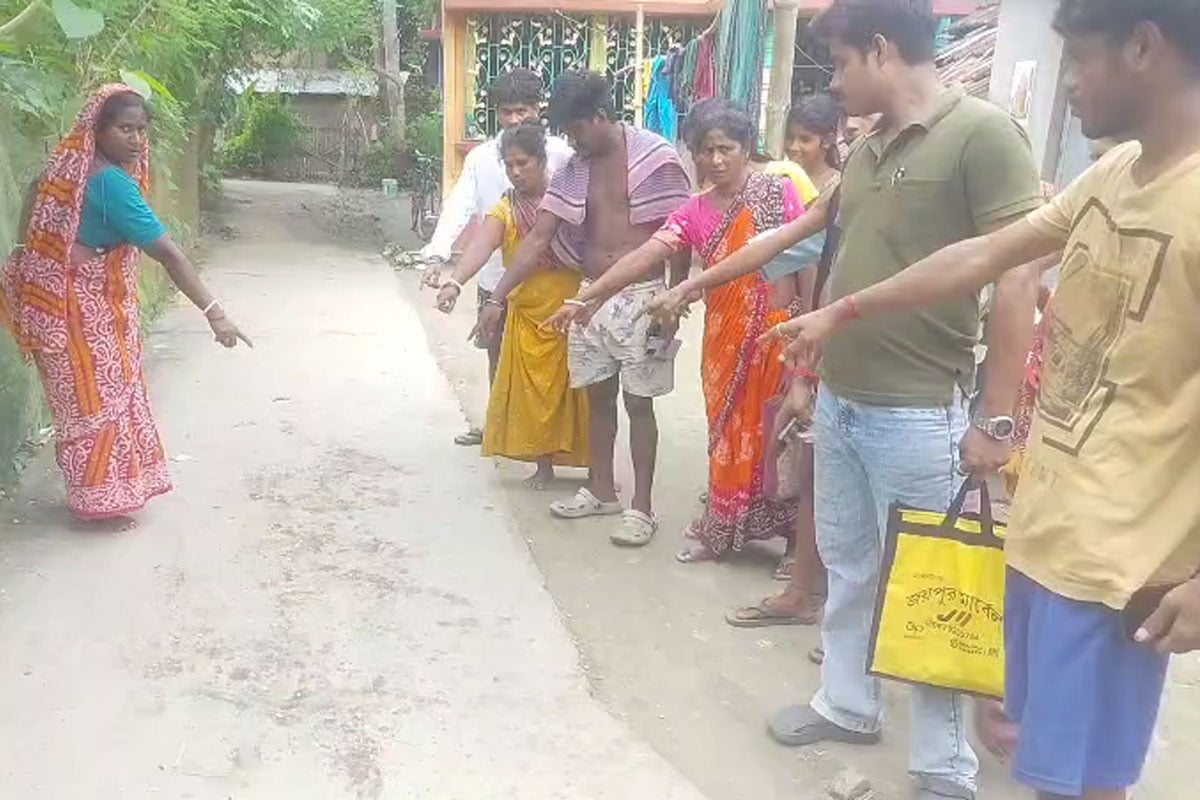 প্রেমিকার স্বামীকে পরপর ধারালো অস্ত্রের কোপ! যুবকের মৃত্যুতে চাঞ্চল্য নদিয়ায়