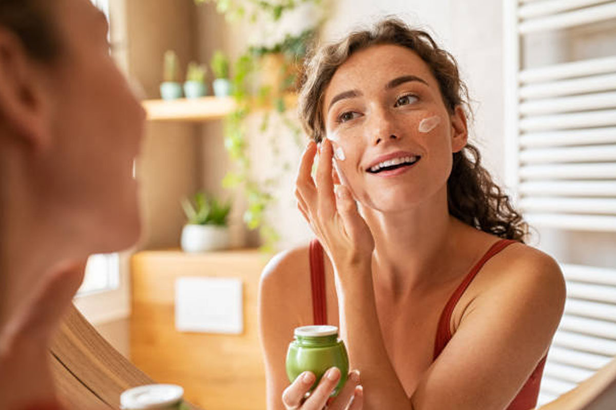 Oily Skin Care at Home: Simple Tips for a Fresh, Healthy Glow