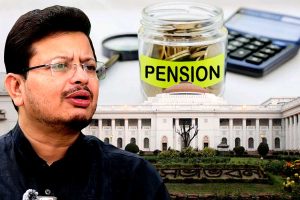 ‘মিডিয়াম’ ঋতব্রত! পেনশন বৃদ্ধির দাবিতে মুখ্যমন্ত্রী-অধ্যক্ষের দ্বারস্থ হবেন প্রাক্তন বিধায়করা