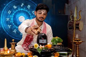 মহাদেবকে তুষ্ট করতে রাশি মেনে জপ করুন শিবমন্ত্র, কাটবে জীবনের ঘোর অন্ধকার