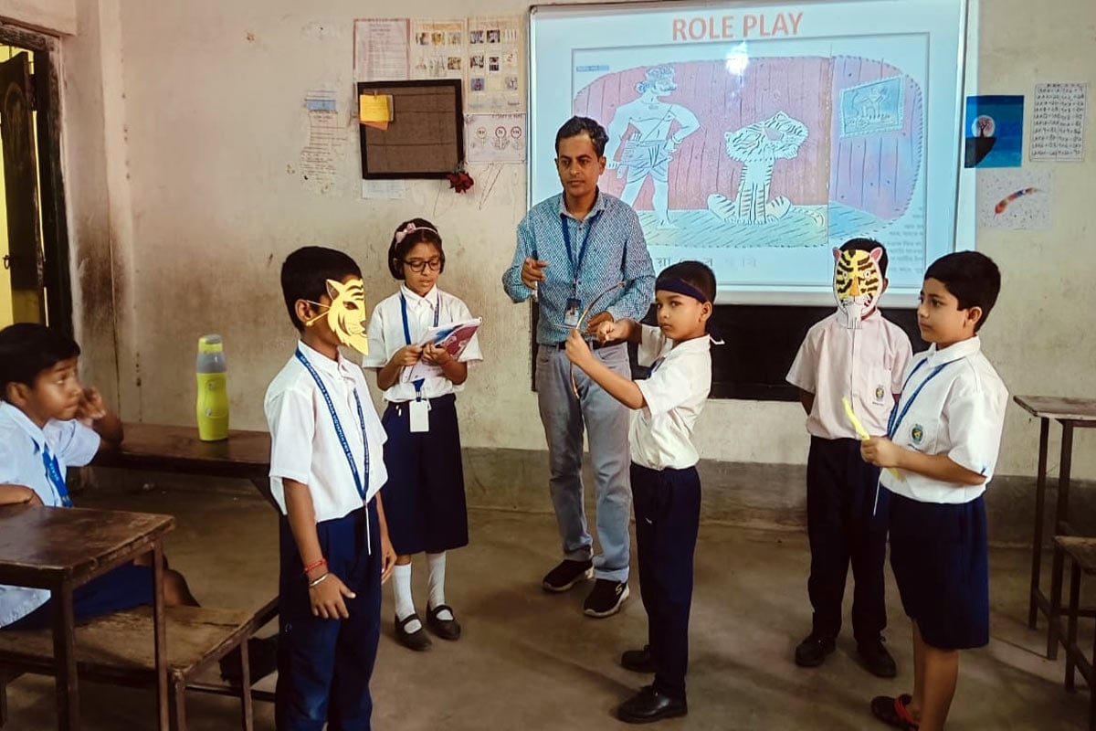 পুরোটাই পেপার লেস, পড়ুয়ারা পায় সুষম ব্রেকফাস্ট, ‘মডেল’ স্কুল গড়ে জাতীয় পুরস্কার বর্ধমানের শিক্ষকের