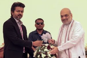 আসন পুনর্বিন্যাসে রাজি বিজয়! শাহী সাক্ষাতের পরই ইউ টার্ন? তামিলভূমে ‘গদ্দার’ কটাক্ষ মুখ্যমন্ত্রীকে
