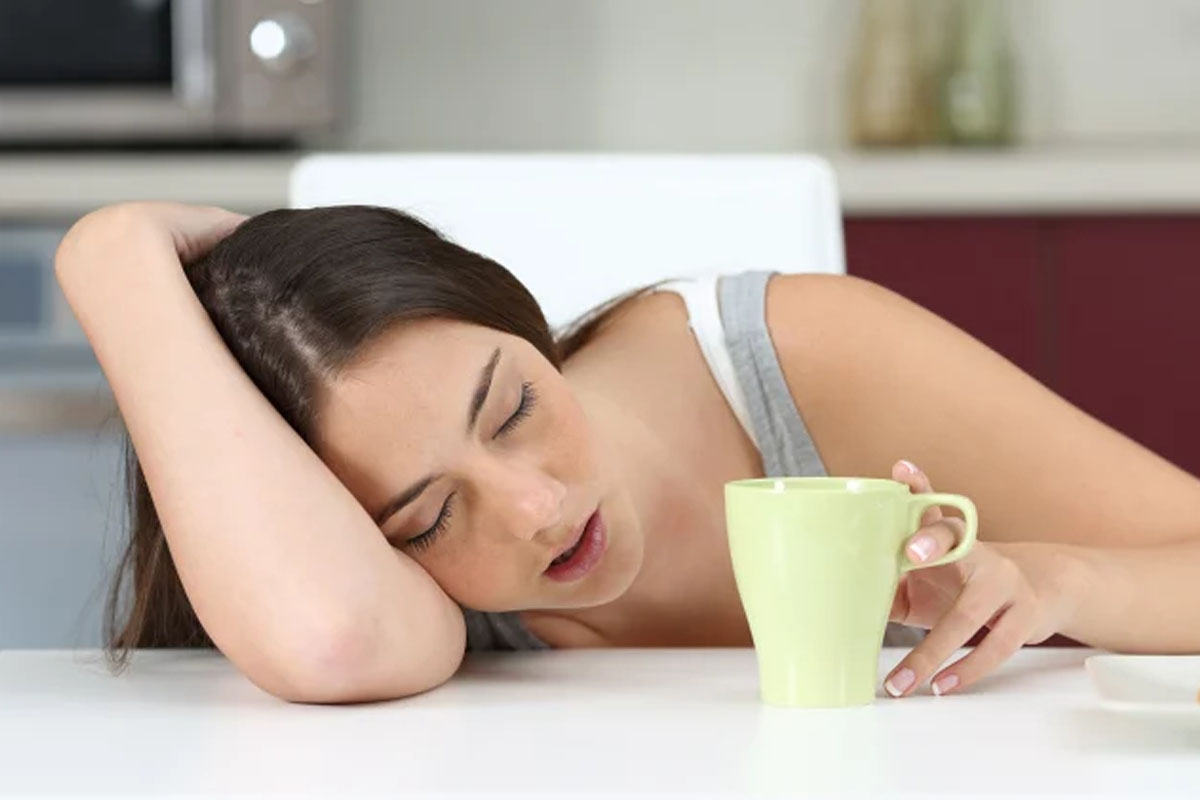 Why You Feel Tired and Sleepy Every Afternoon Despite Sleeping Well