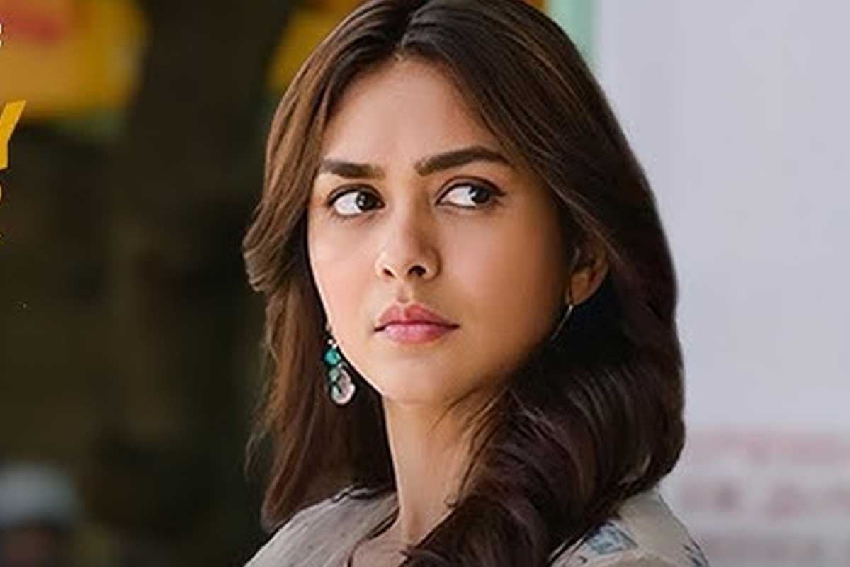 ‘যদি কেউ আমার ডিপফেক…’, আইনি পদক্ষেপের হুঁশিয়ারি দিয়ে কড়া বার্তা ম্রুণালের