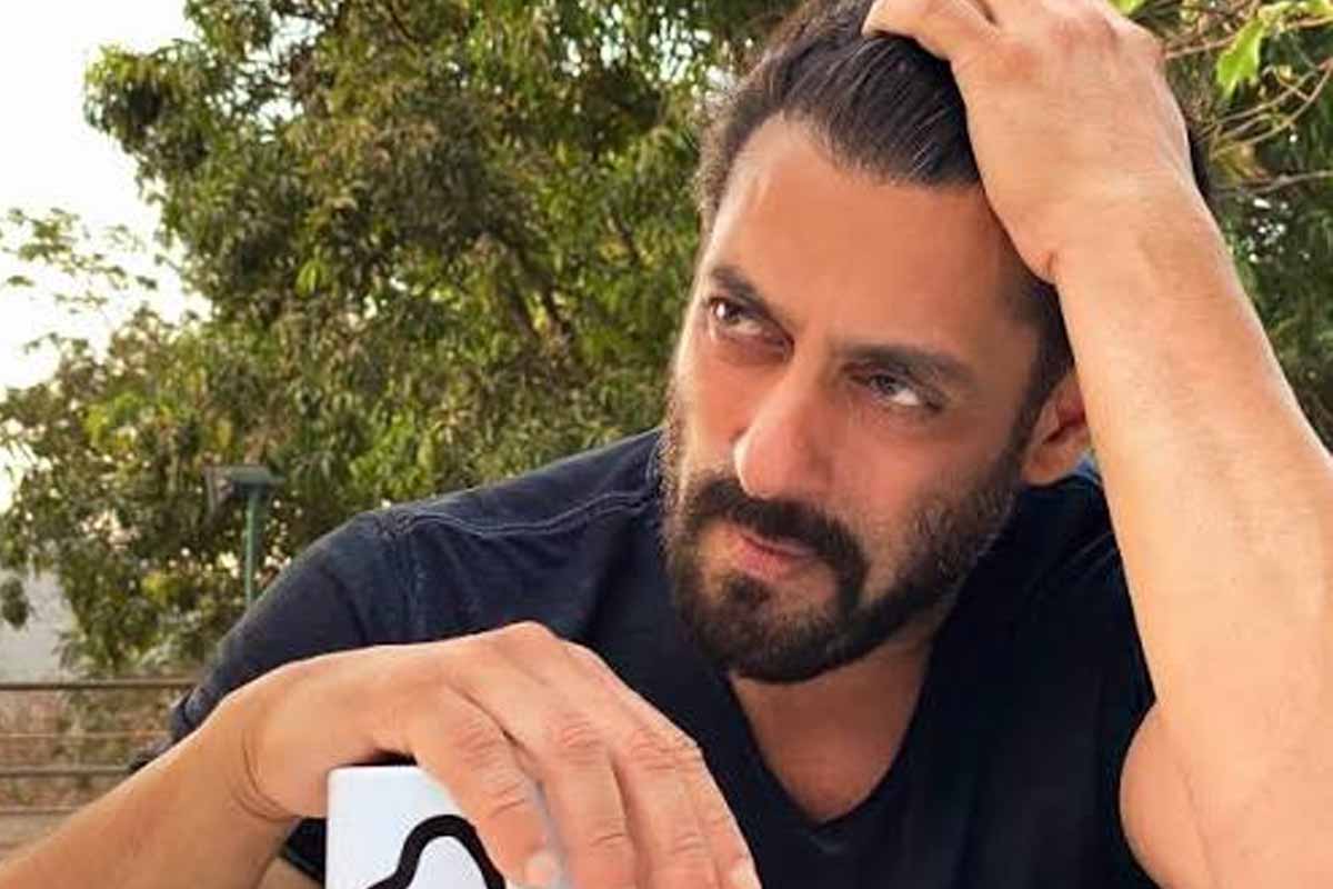 Mumbai Constable Deployed Outside Salman Khan's Bandra Home Dies