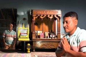 হিন্দু হয়েই বাঁচতে চাই! মোল্লা থেকে রায় হলেন সমীর