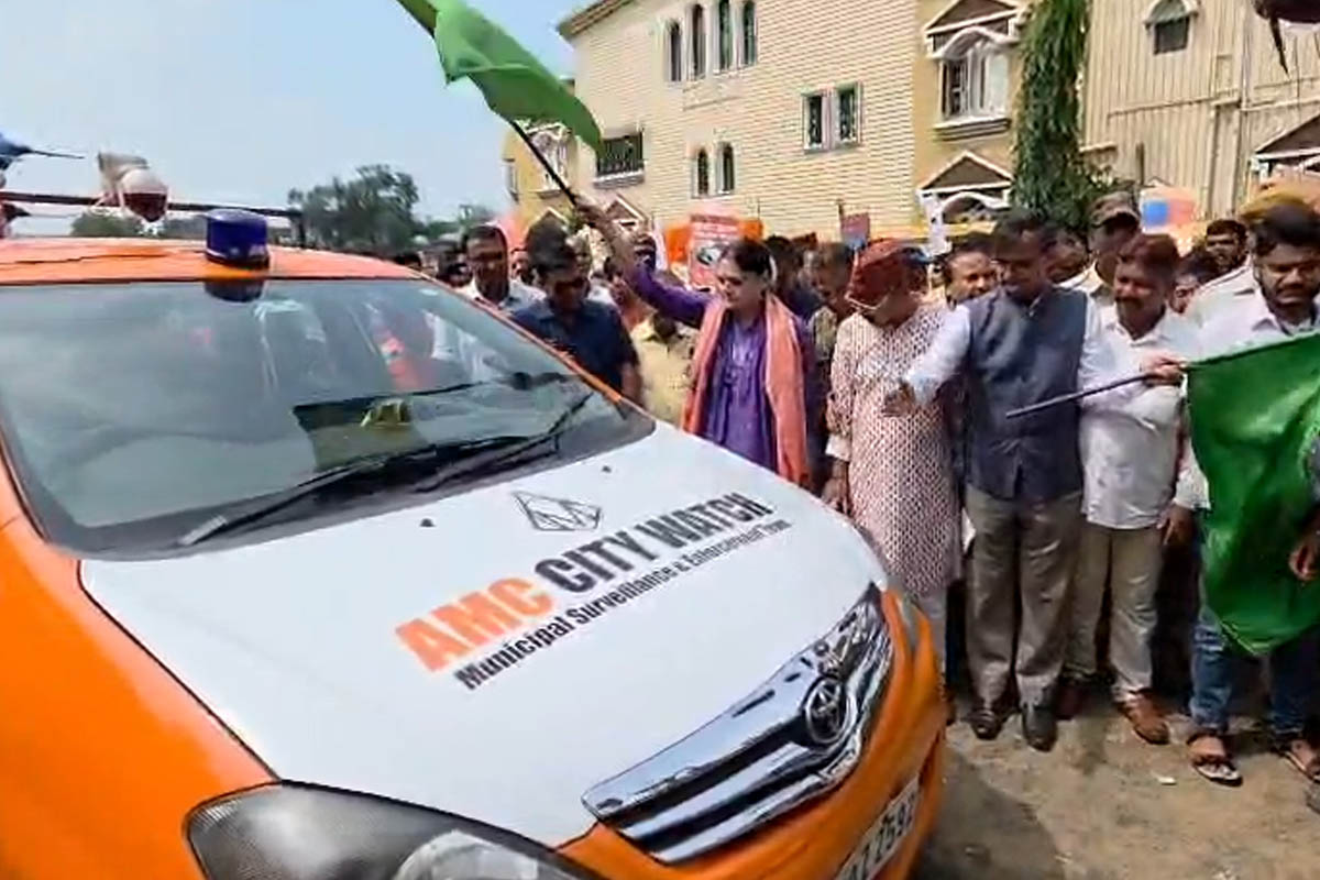 ডেঙ্গি রুখতে ‘অ্যাকশনে’ অগ্নিমিত্রা, আসানসোলের সব বরোতে নজরদারি চালাবে ‘সিটি ওয়াচ কার’