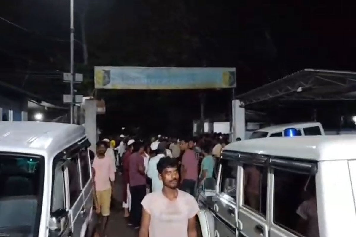 গলায় দড়ি পেঁচিয়ে বিজেপি নেতাকে মার, গোপনাঙ্গে আঘাত তৃণমূল নেতার! মোদির জন্মদিন পালনের ‘শাস্তি’?