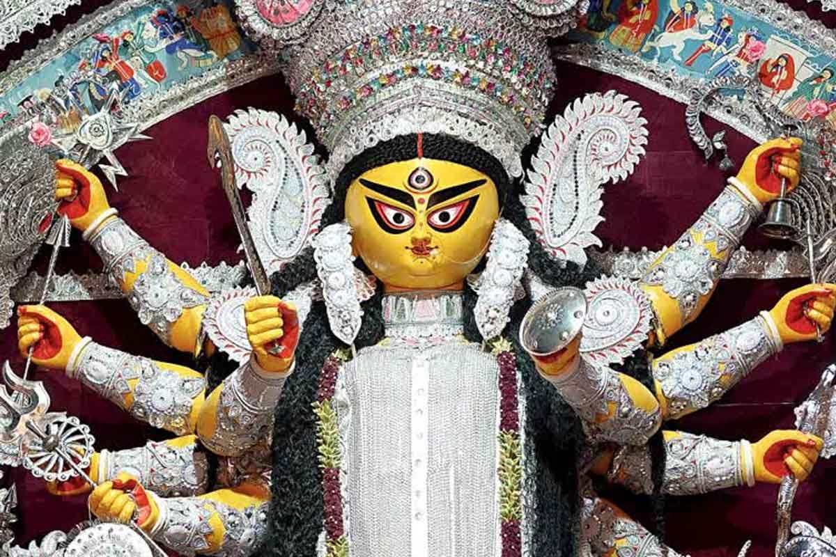 বাগবাজার সার্বজনীনের পুজো ঘিরেই অনিশ্চয়তা! জট কাটাতে জল গড়াল হাই কোর্টে