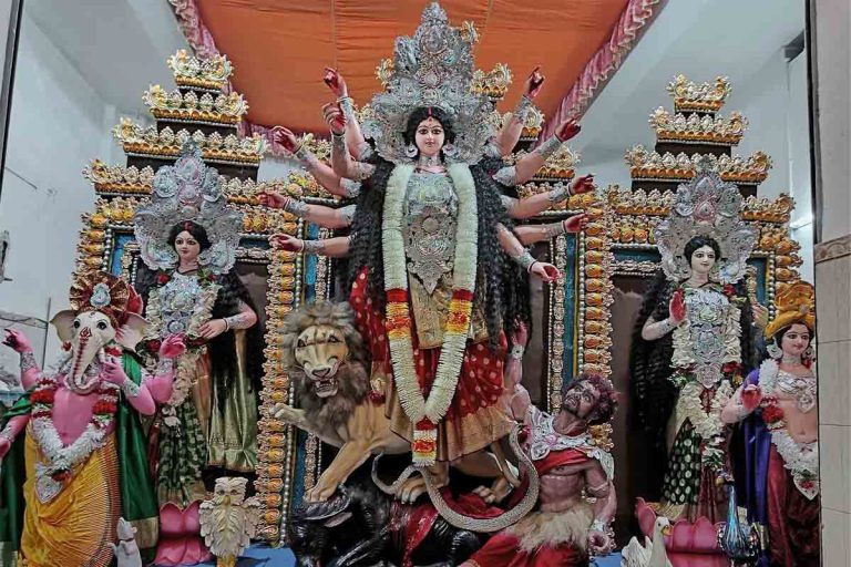 ভোগে পান্তাভাত আর সুস্বাদু মাছ, মনোস্কামনা পূরণে ‘অব্যর্থ’ বাংলার প্রাচীন দেবী