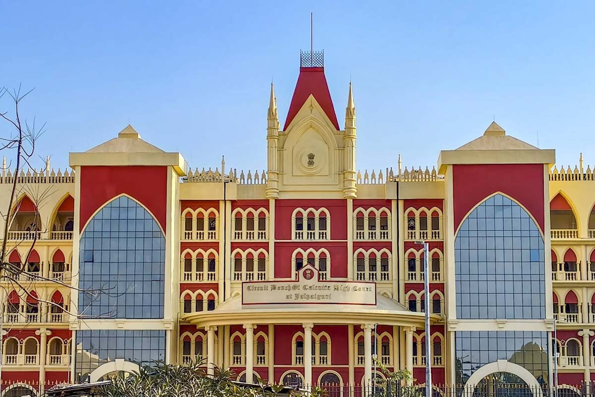 নাবালিকা কন্যাকে লাগাতার ধর্ষণ, বাবার যাবজ্জীবন সাজা বহাল রাখল হাই কোর্টের সার্কিট বেঞ্চ